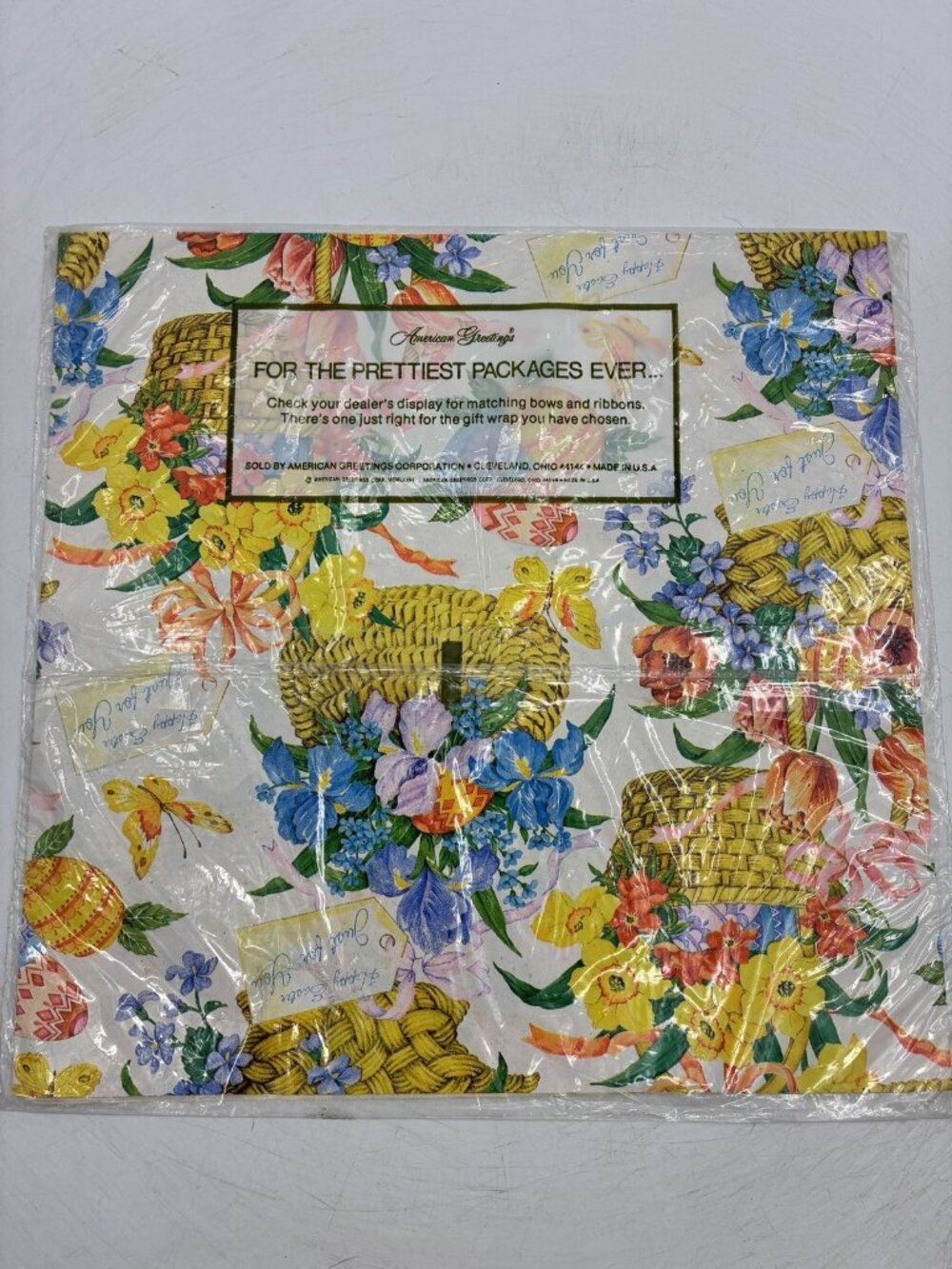 Vintage 1975 American Greetings Easter Basket Floral Gift Wrapping Paper 2